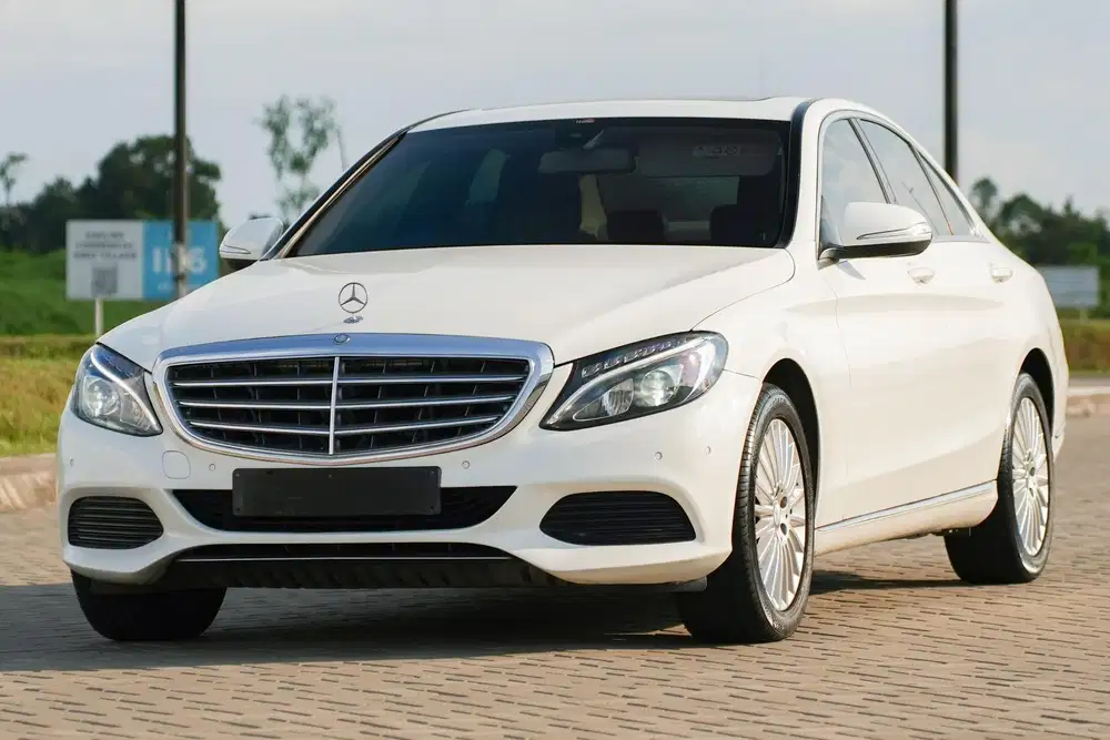 Presidential! Mercedes Benz C250 Exclusive 2015 White c200 e400 x3