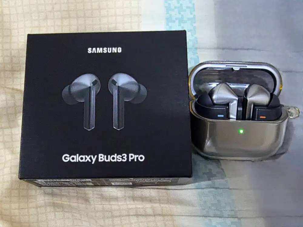 Samsung Galaxy Buds 3 Pro Silver (SEIN)