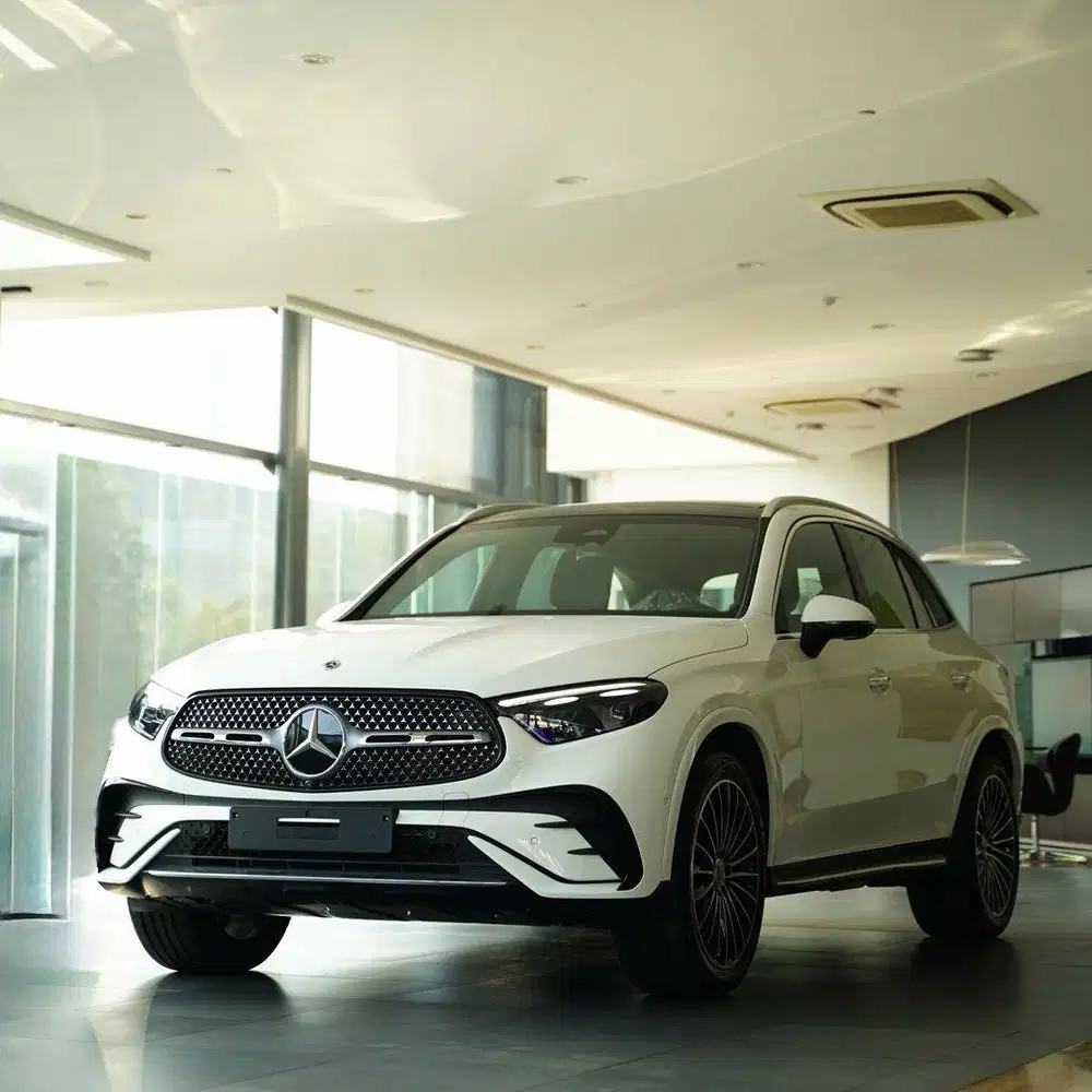MERCEDES BENZ GLC300 AMG LINE