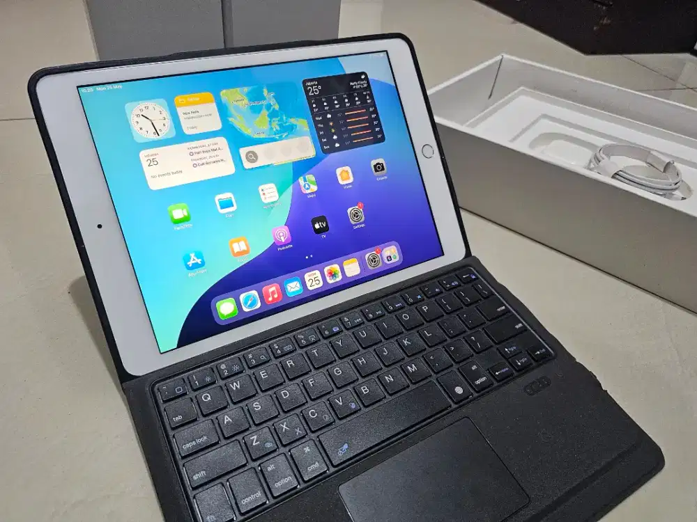 Ipad 8 128 GB Ori 100% Mulus Bonus Case + Stylus