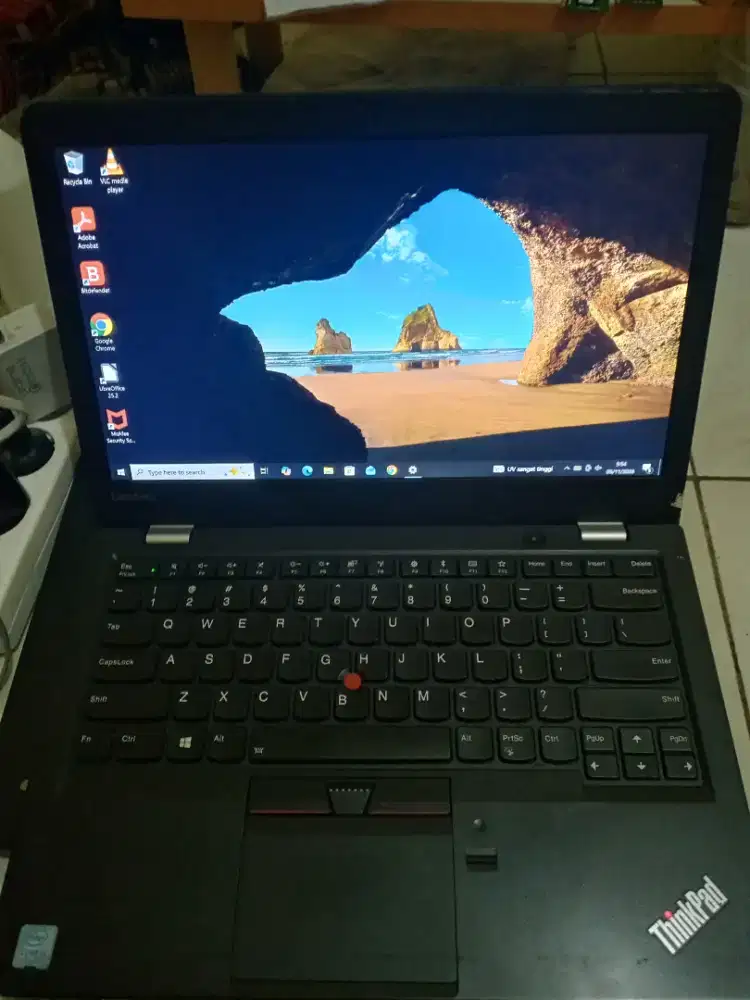 Laptop lenovo thinkpad i5 gen 7 ssd 256gb ngebut