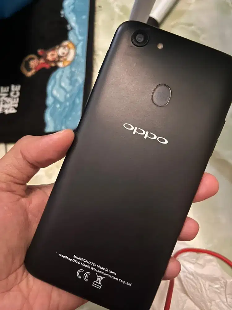 OPPO F5 black edition