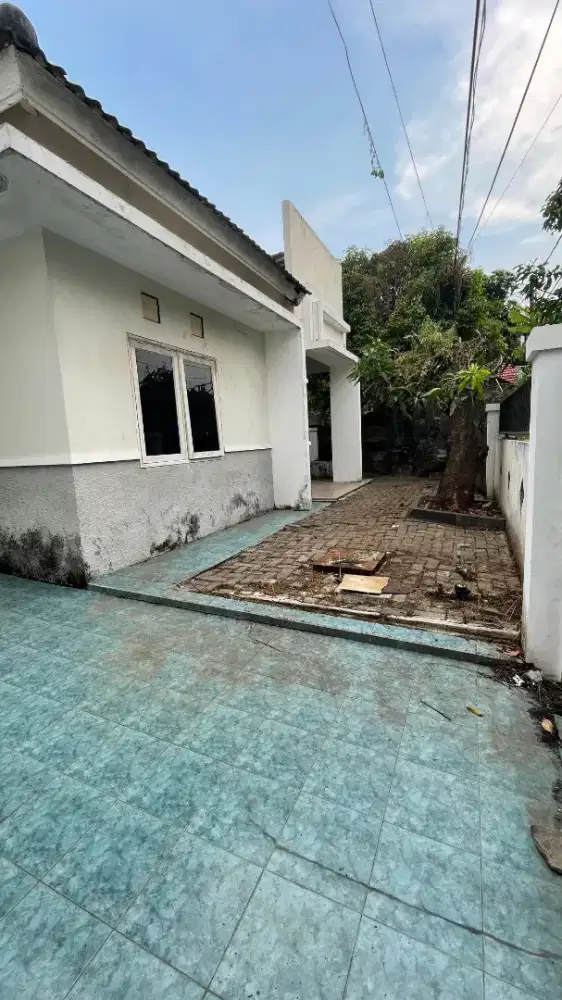 BU, Jual cepat Rumah Siap Huni Hitung tanah di Area Prumahan Wiyung,