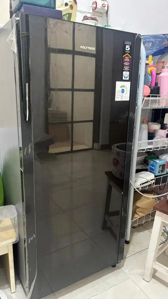 Kulkas Polytron 1 Pintu PRA18DMY 180L