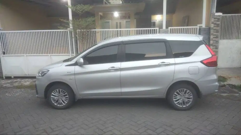 Ertiga GL matic 2021 dijual cepat