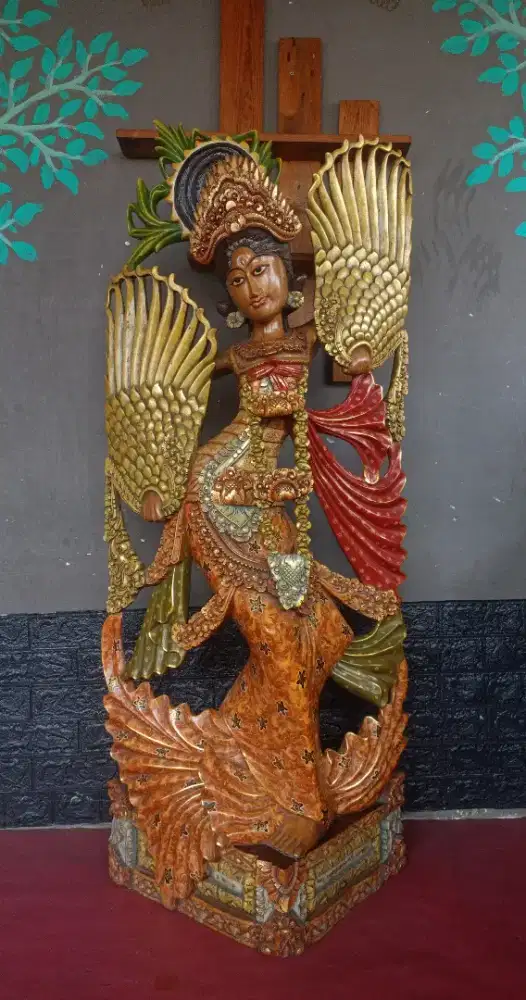 Patung Penari Bali one wood