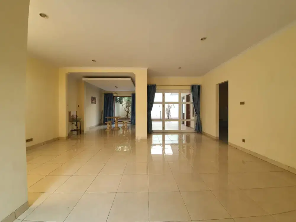 Rumah Luas 250m Siap Huni di Cluster Heliconia Harapan Indah Bekasi