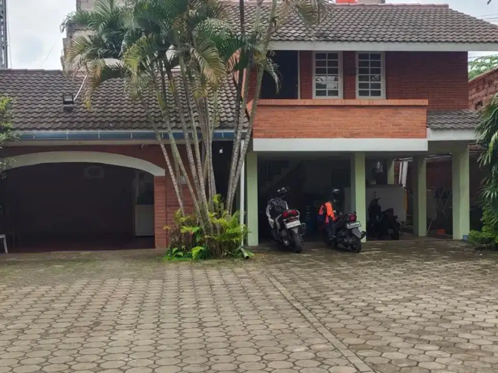 Rumah dijual Cempaka Rempoa Bintaro Murah hitung tanah Lokasi Ok
