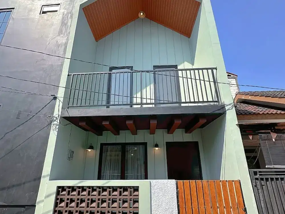 RUMAH 2 LANTAI SEMI FURNISHED DI DEPOK