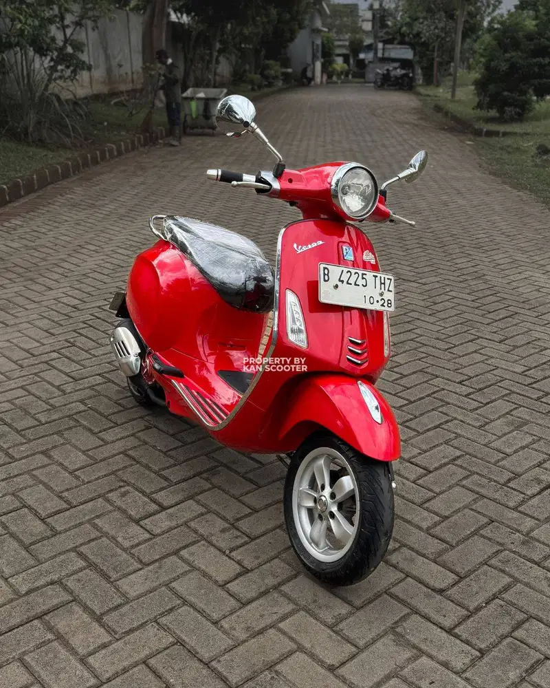 VESPA PRIMAVERA 3V 150 2015 BERGARANSI