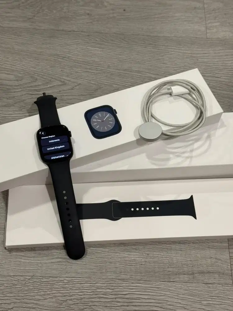 Apple Watch Series 8 45 mm Midnight Sport Band ex Garansi Resmi
