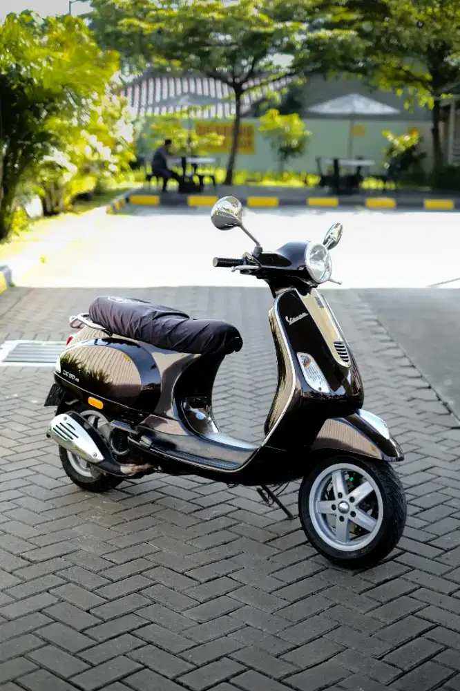 PIAGGIO VESPA LX 150 2VIE 2011