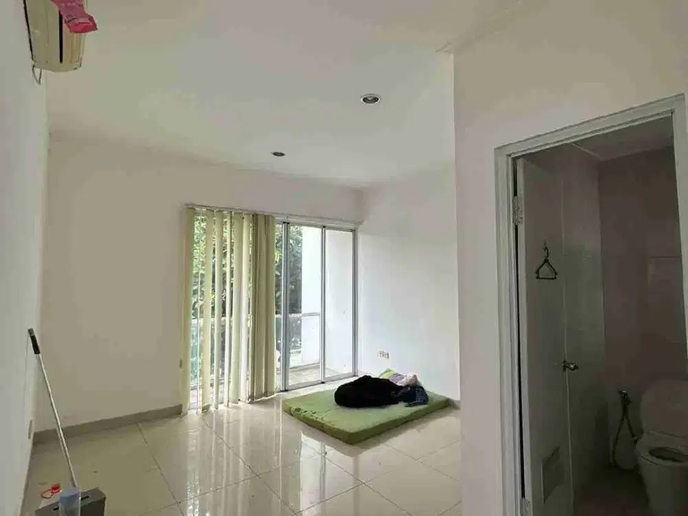 D sewa rumah green lake City
