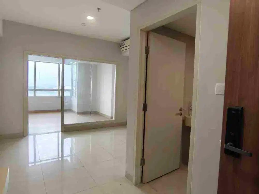 Apartemen Skandinavia East Wing Hadap Danau