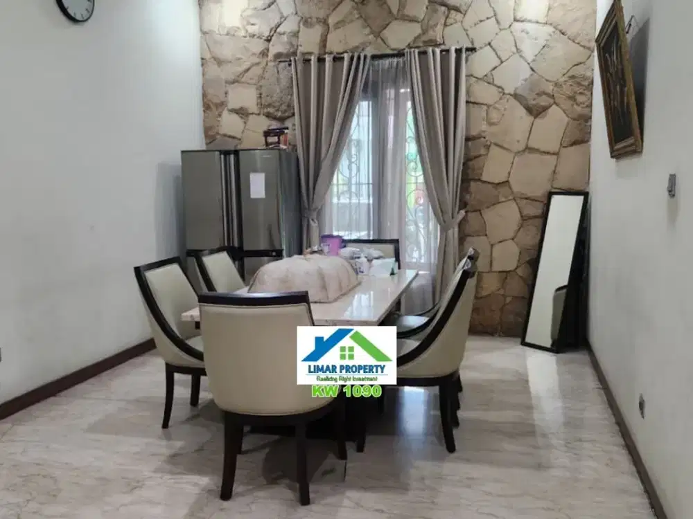 Rumah Hook Siap Huni di Cluster Favourite Kota Wisata Cibubur