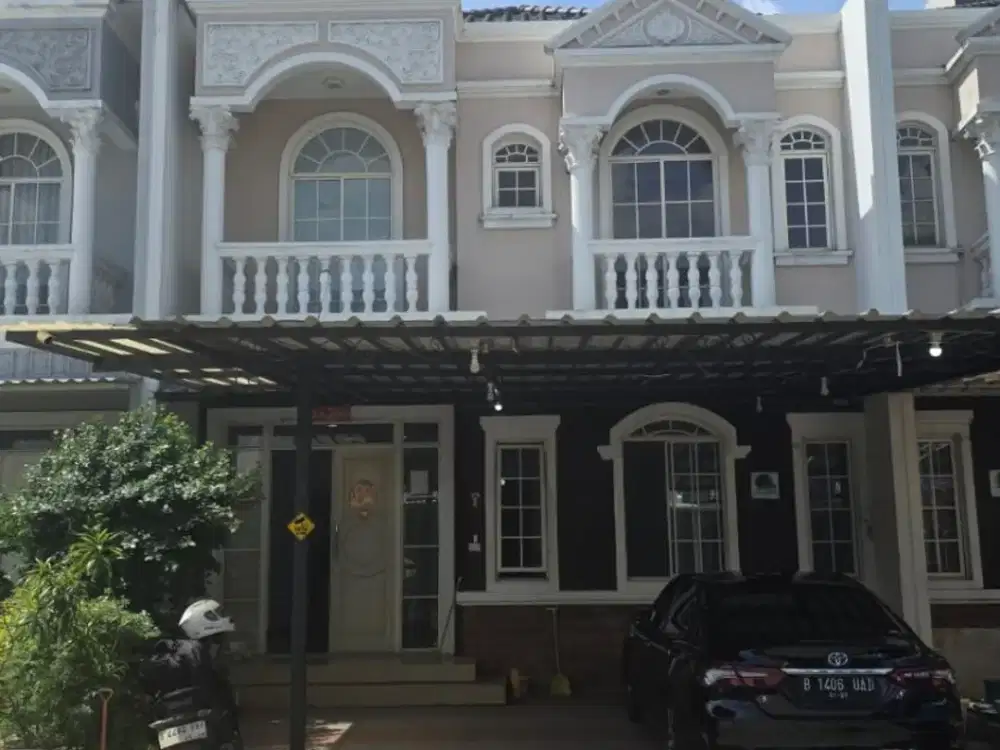 Disewakan Rumah Mewah Siap Huni Green Lake City Dekat Danau