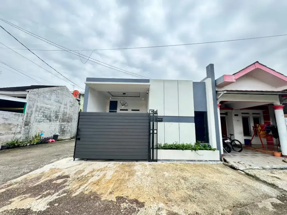 Dijual murah Rumah 2 Lantai - Grand Fernata - Johar - Karawang Timur