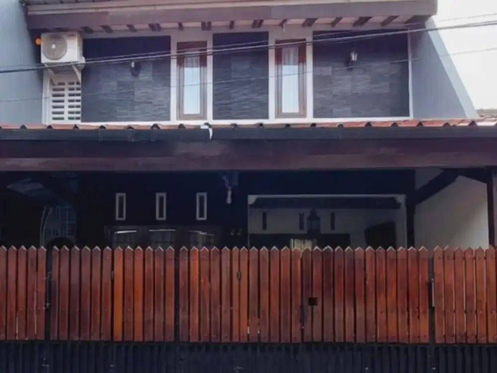 Dijual Rumah Siap Huni Sangat Strategis di Tebet Barat Jakarta Selatan