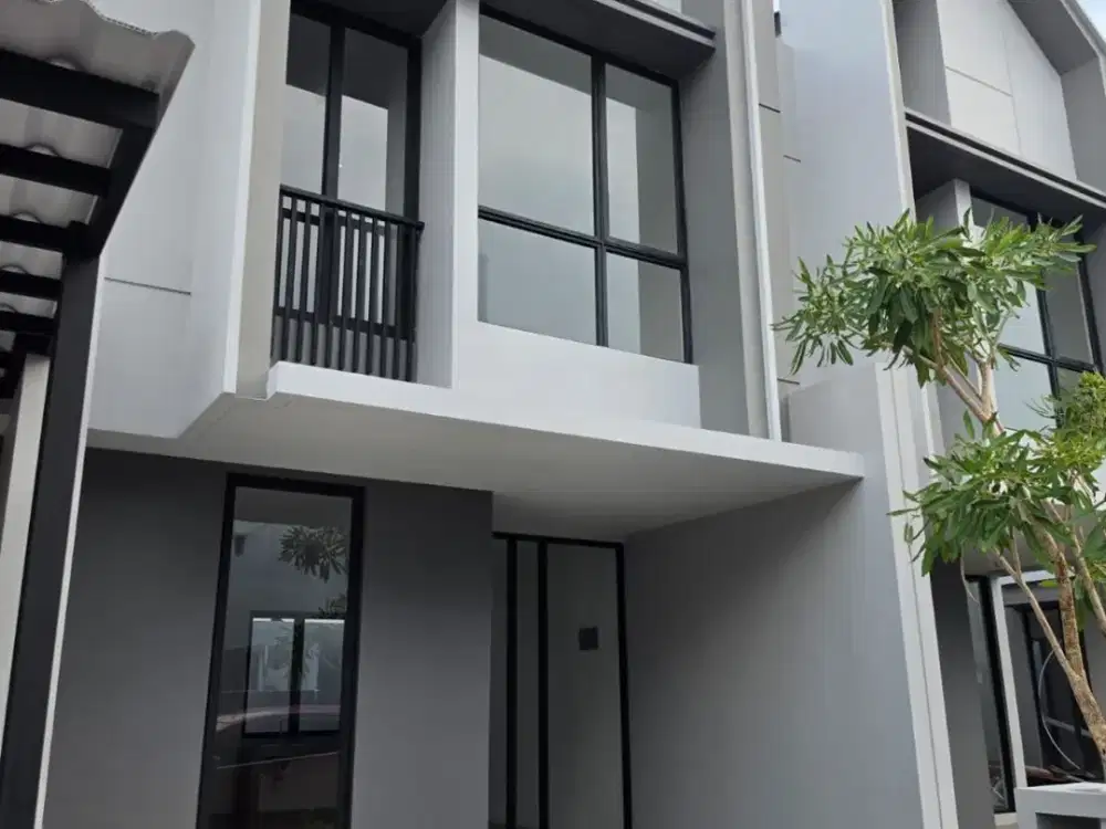 DISEWAKAN 85JUTA/TAHUN RUMAH GARDEN AVENUE CLUSTER ROSEWOOD - BENGKONG