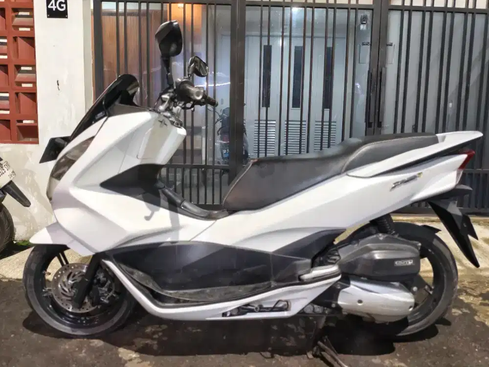 PCX CBU 2017 PAJAK HIDUP. SUDAH KEYLES