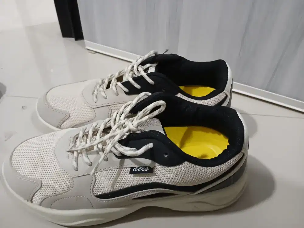 Sepatu Aerostreet Rose Natural