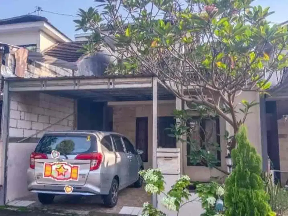 Rumah siap pakai dekat kampus Undip Tembalang Semarang