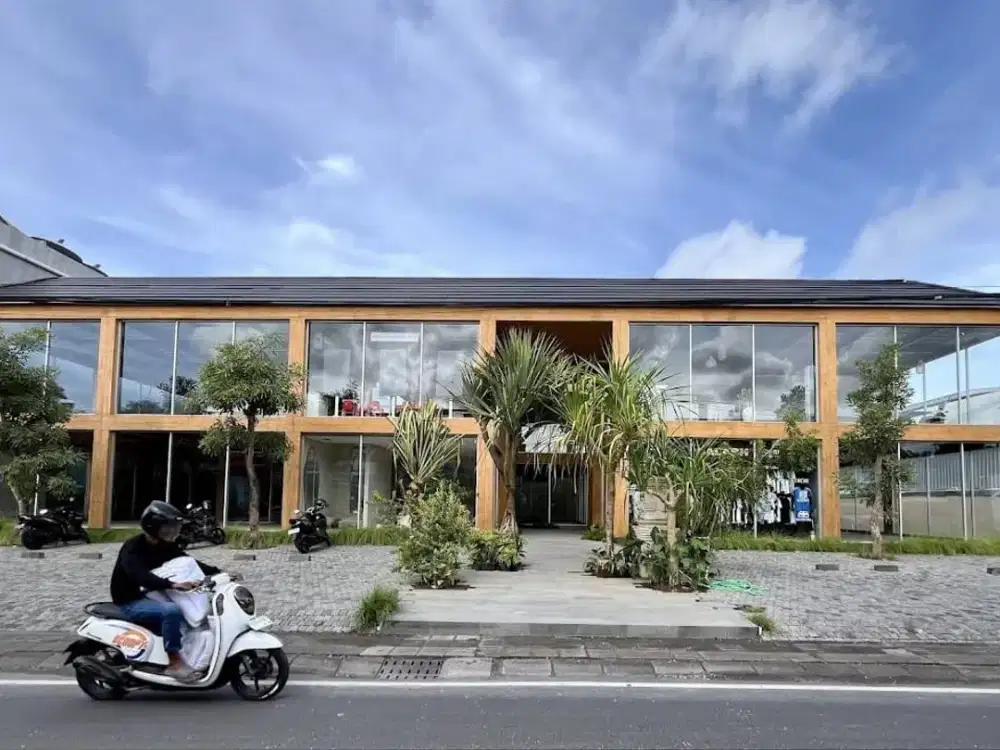 Disewakan Commercial Space Pusat Walk-In Brawa Canggu Lokasi Brawa, Canggu