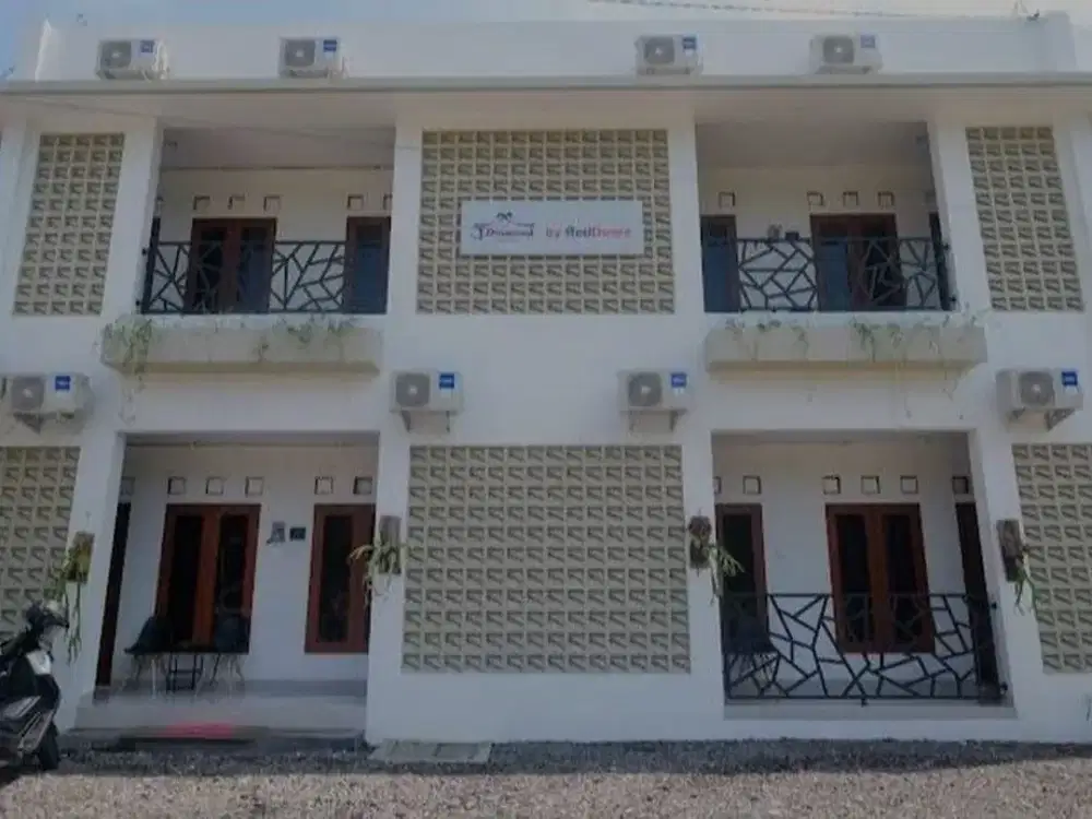 Investasi Menguntungkan Dijual Hotel Full Furnished di Lokasi Strategis Dekat Kampus & Mall, Maguwoharjo, Depok, Sleman