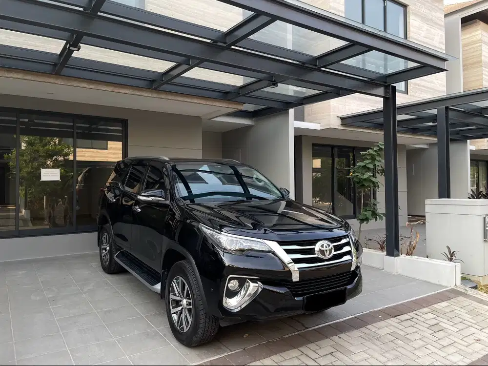(Low Km60ribu)(CASH)TOYOTA FORTUNER 2.4 4x2 VRZ Diesel AT 2016