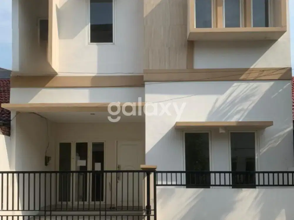 Rumah Griya Asri, Pakuwon City. Baru Gress Minimalis.