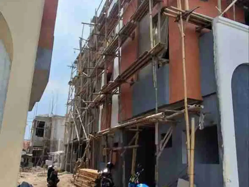 Kost 2 Menit Gerbang UI, Full Furnished, Strategis, Occupancy Tinggi, Developer Berpengalaman, SHM, Free Manajemen