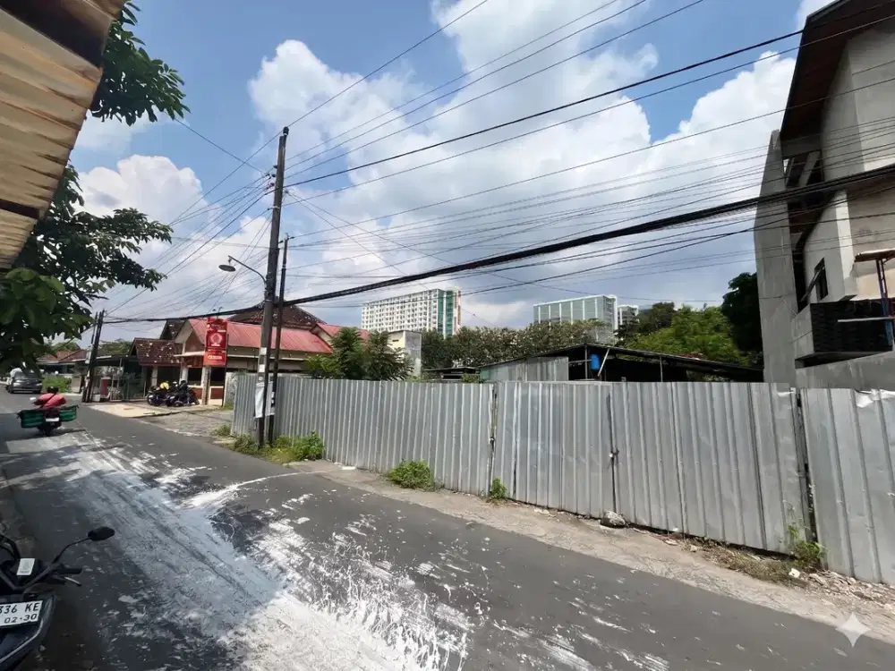 50m Jl Palagan, Tetanggaan Hyatt Regency Hotel: Tanah Selevel Sultan, Lokasi Selevel Ambisi