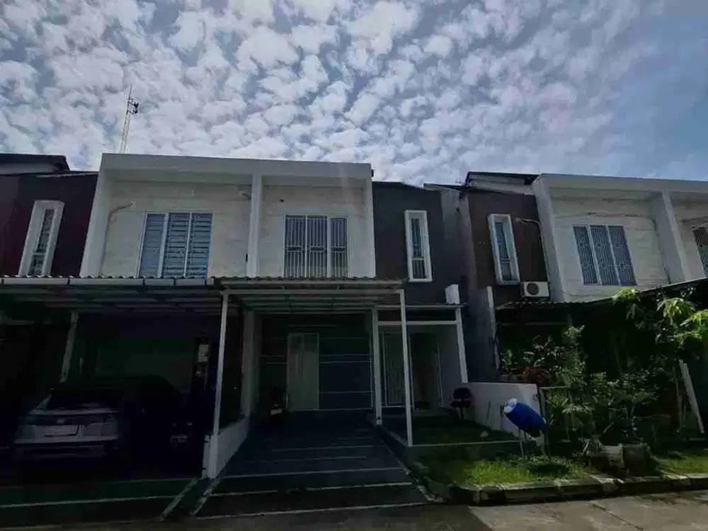 Komplek Fav Cluster pine wood 2 lantai