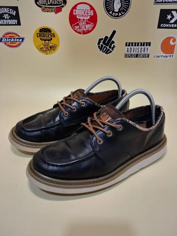 Sepatu CATERPILLAR Boots
