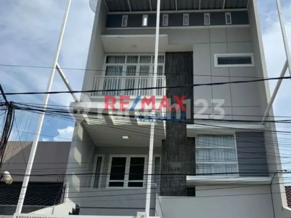 Rumah bagus sangat murah lokasi strategis bangunan baru