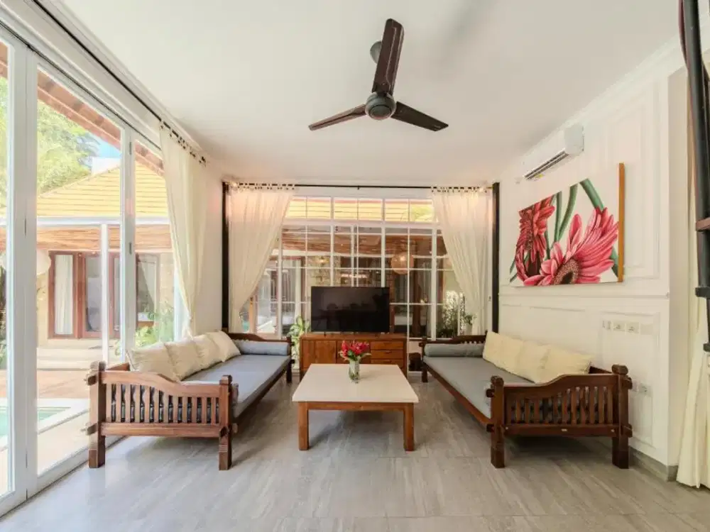 4 Bedrooms Villa with Private Pool in a Strategic Location Umalas - Canggu - Thumbnail 6