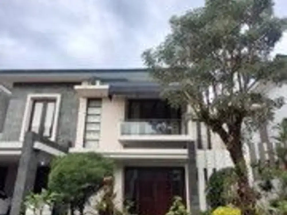 Dijual Rumah Mewah 2 Lantai di Perumahan Elit Bale Hinggil, Luas & Strategis, Sinduharjo, Ngaglik, Sleman
