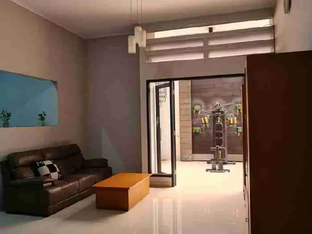 JUAL RUMAH LUX TAMAN HOLIS INDAH 2 SEMI FURNISHED