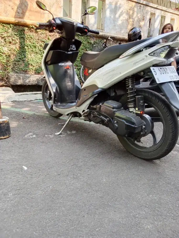 Jual motor Mio 2009