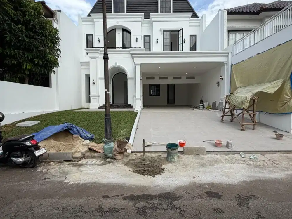 Rumah Mewah Megah Eksklusif dengan Swimmingpool