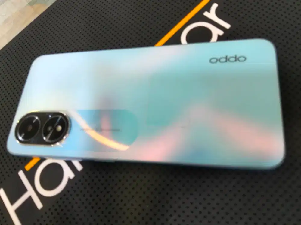 Dijual Oppo A18 ram 4gb+ 4gb internal 128gb