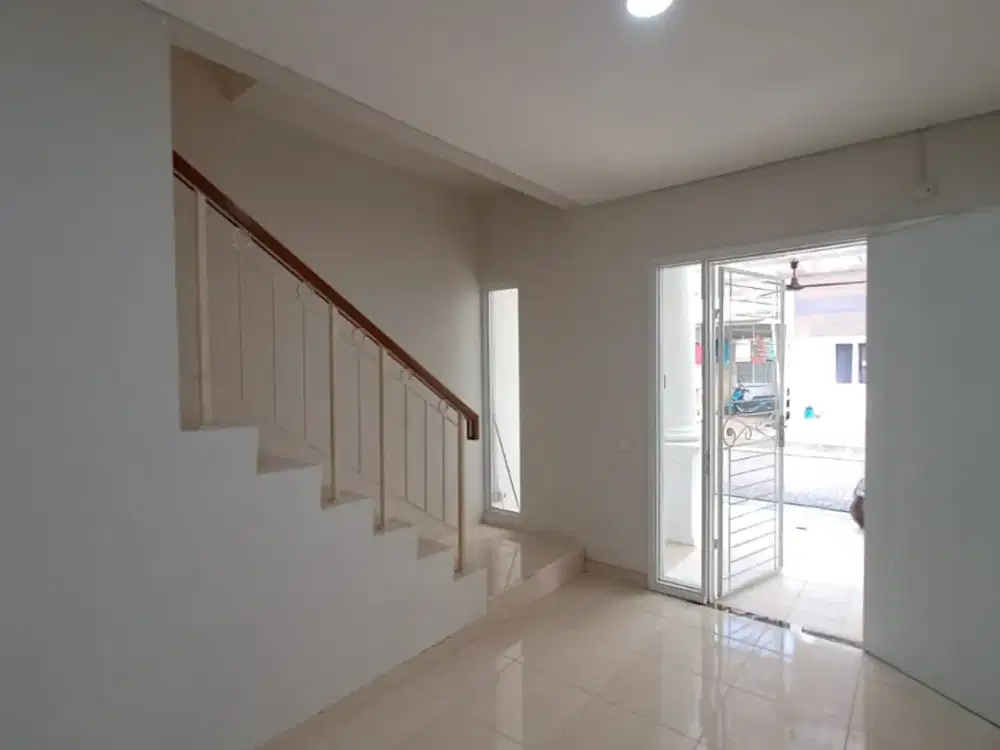 Dijual Rumah di Vanya Park BSD, Cluster Anila, Uk.7x11m2, SHM