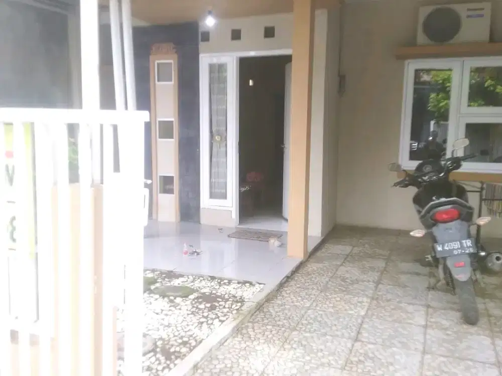 DIJUAL RUMAH DI PERUMTAS 4 SAFIRA GARDEN SIDOARJO