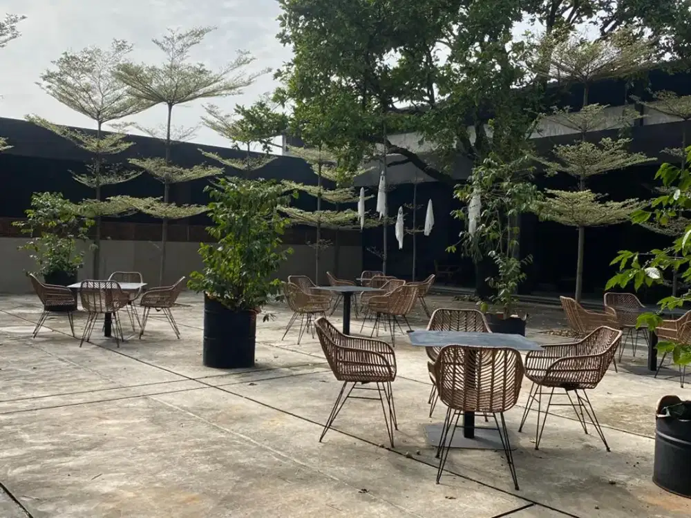 Tempat Usaha Strategis Ex Cafe di Mainroad Sudirman Bandung