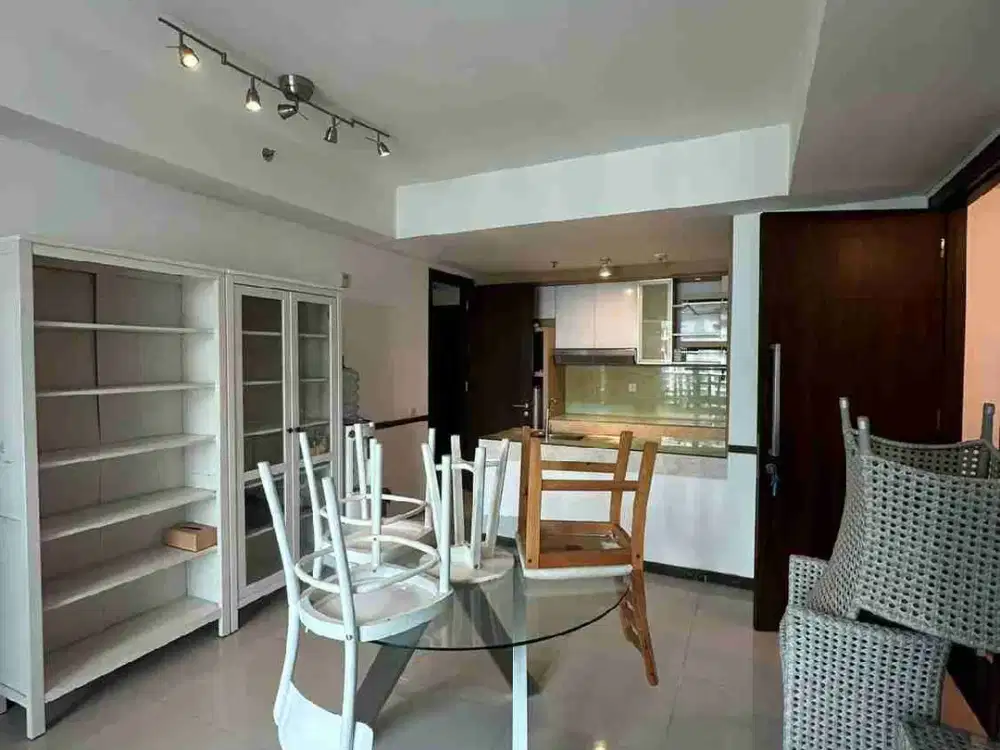 Disewakan apartemen St. Moritz New Royal Private Lift Lippo Puri Jakarta