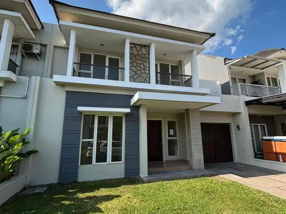 DIJUAL MURAH RUMAH 2 lantai. suvarna sutera