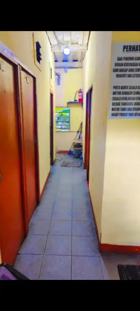 Kos / kontrakan pinggir jalan strategis