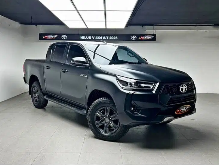Toyota Hilux 2.4 V DC 4x4 2025 AT Like New #KMR#