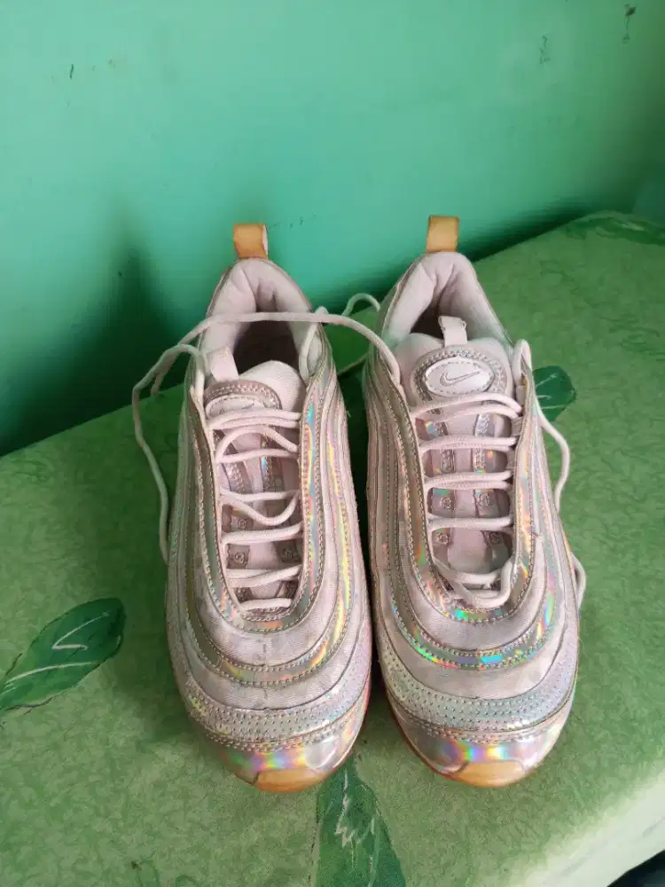 NIKE AIR MAX SIZE 39 CAKEP NOMINUS LIKE NEW JARANG PAKAI