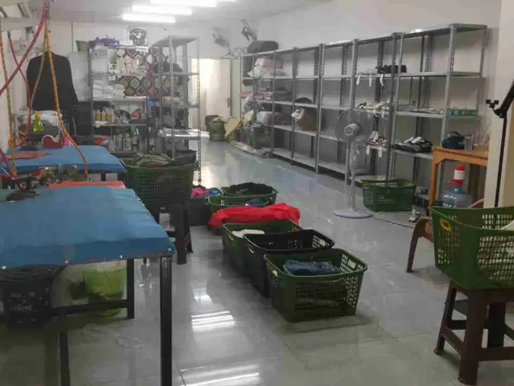 Dijual cepat ruko di permata Cibubur 
lokasinya strategis dekat terminal Cileungsi